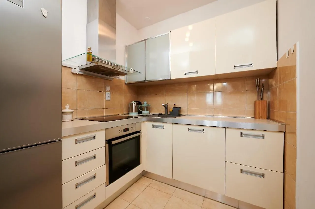 Studio Apartman Ela Daire Trogir Hırvatistan